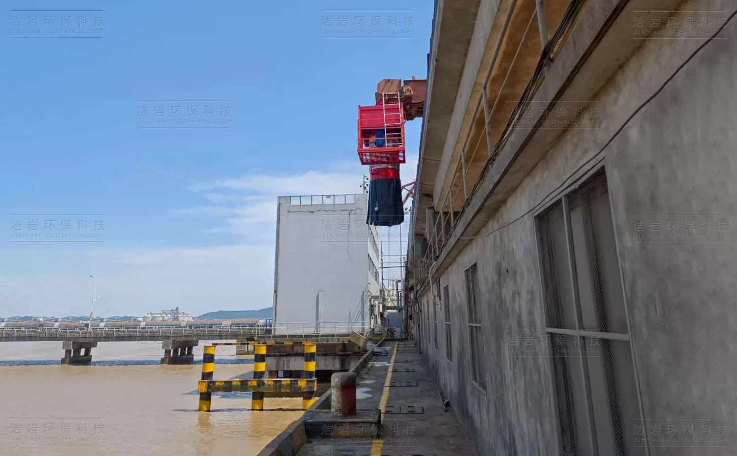loading spouts,ship loader